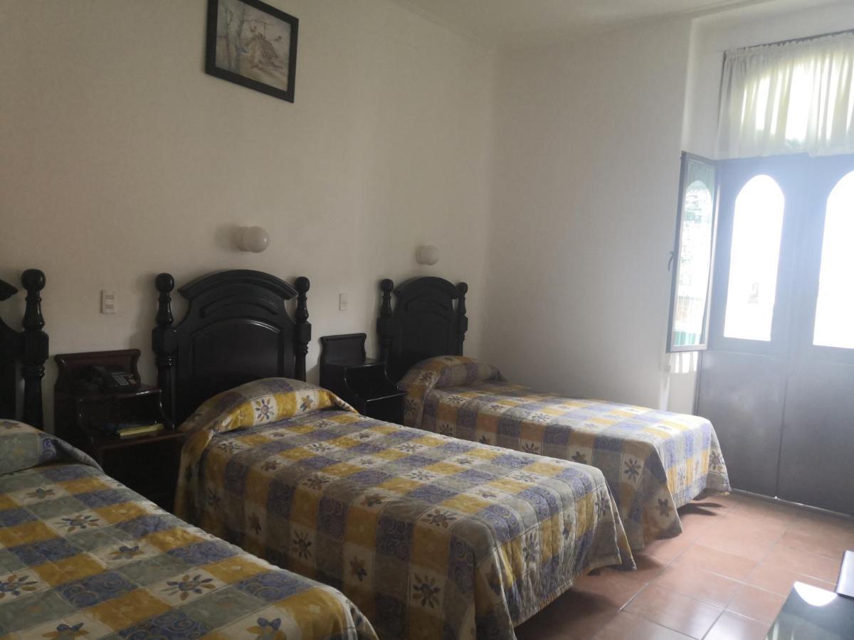 Hotel De Los Banos Pachuca Экстерьер фото